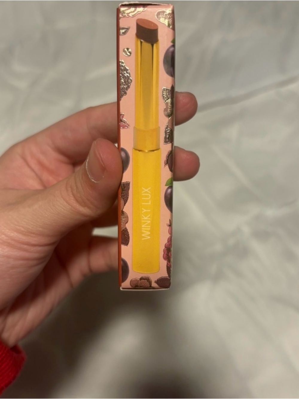 WINKY LUX Yellow Lipstick with Pink Decorative Box